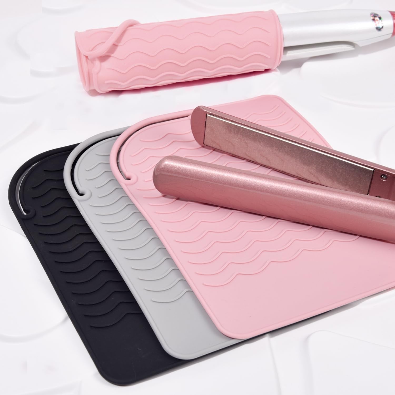 Silicone Heat Resistant Mat for Hair Straightener, Curling Irons, Flat Iron, Curling Iron, Multifunctional Non-Slip Mat Pad for Hot Hair Styling Tools (Black)