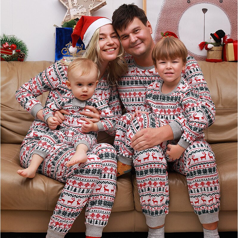 Christmas Pajamas Family Matching New Year Father Mother Kids Baby Look Clothes Set Dad Mom and Daughter Son Pyjamas Outfit