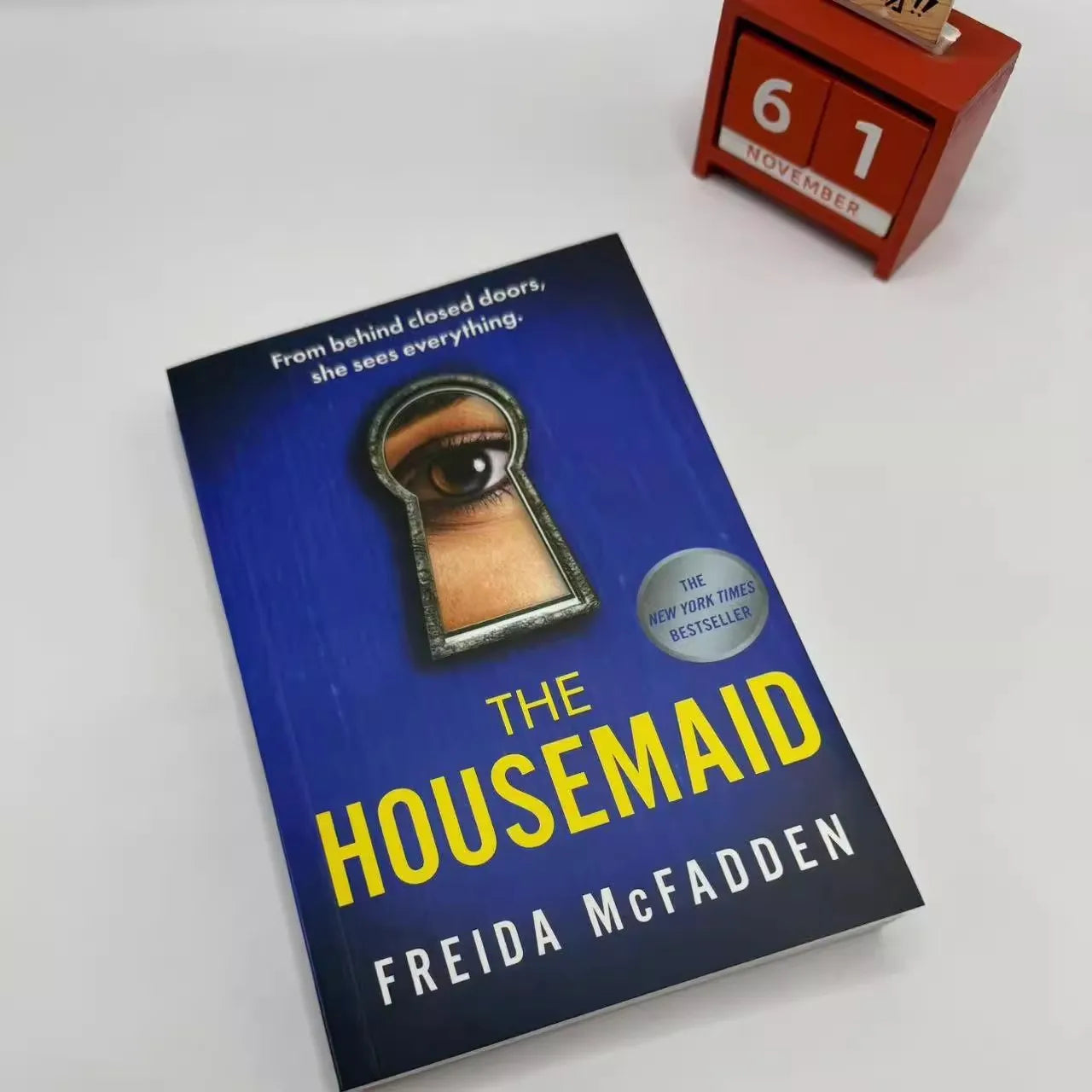 The Housemaid Volume 1 by Freida McFadden Paperback Book in English