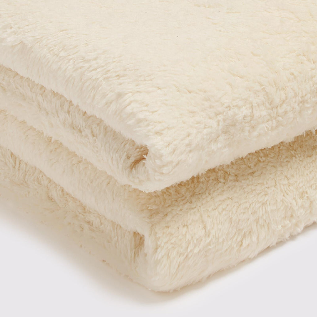 Brentfords Teddy Fleece Bear Blanket Large Throw over Bed Plush Soft Bedspread