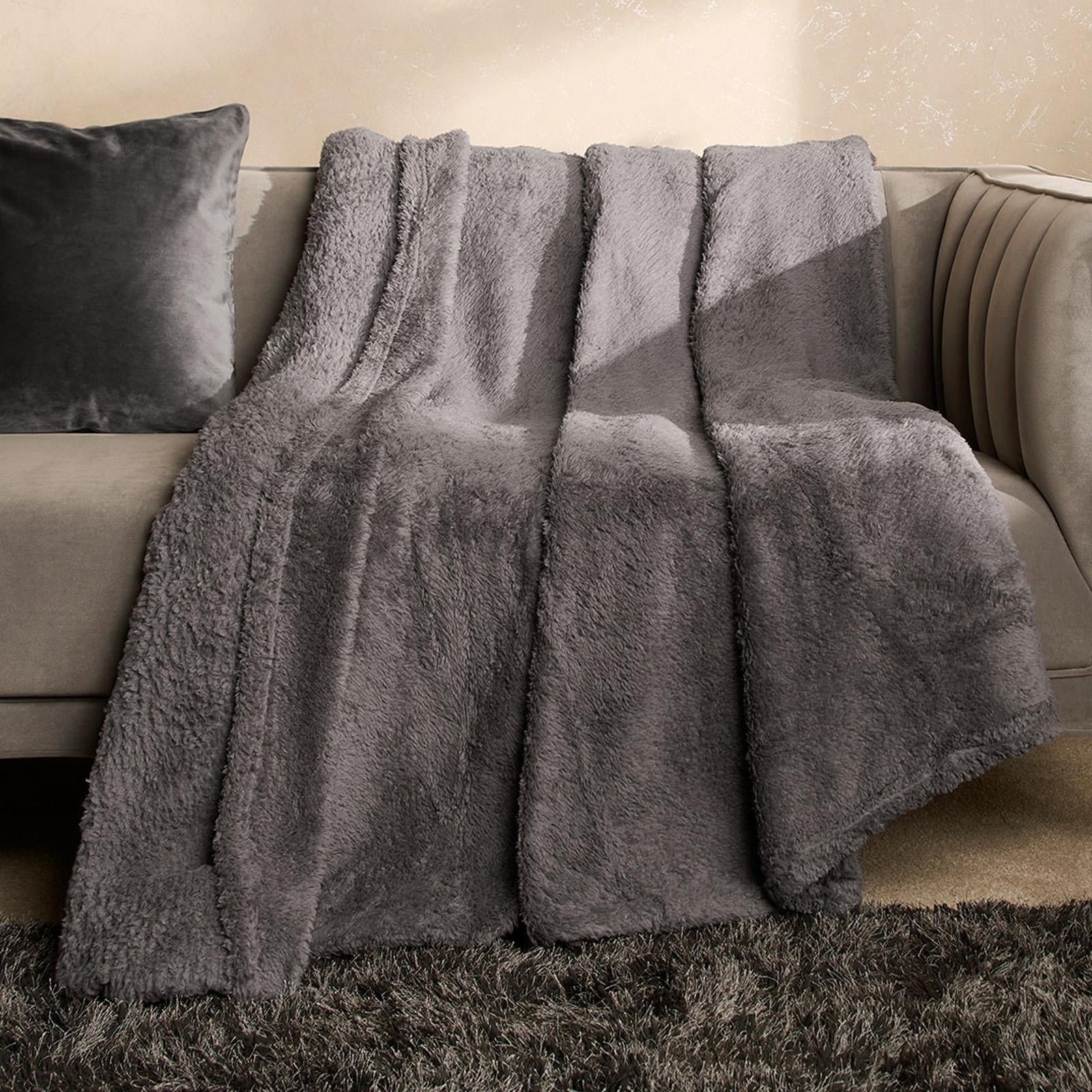 Brentfords Teddy Fleece Bear Blanket Large Throw over Bed Plush Soft Bedspread