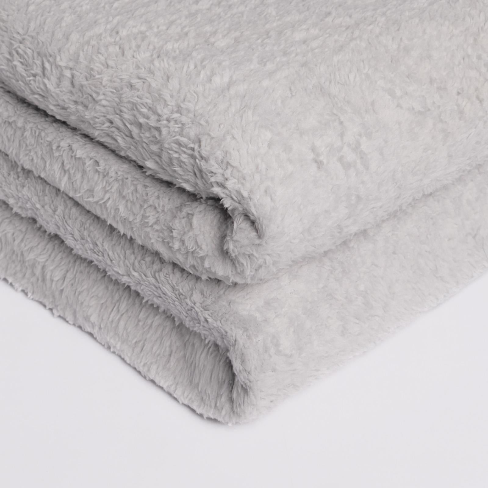 Brentfords Teddy Fleece Bear Blanket Large Throw over Bed Plush Soft Bedspread